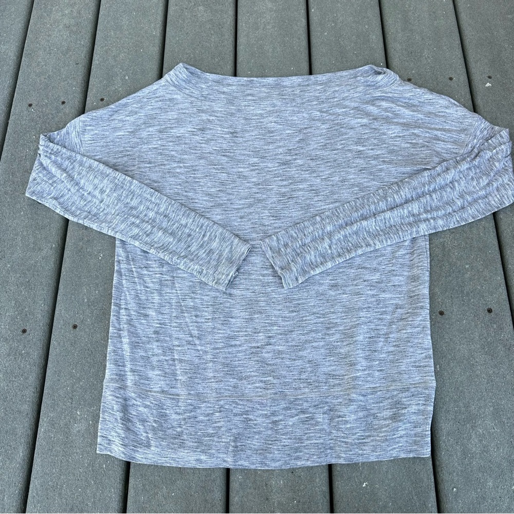 ATHLETA lightweight sweater top sz Large